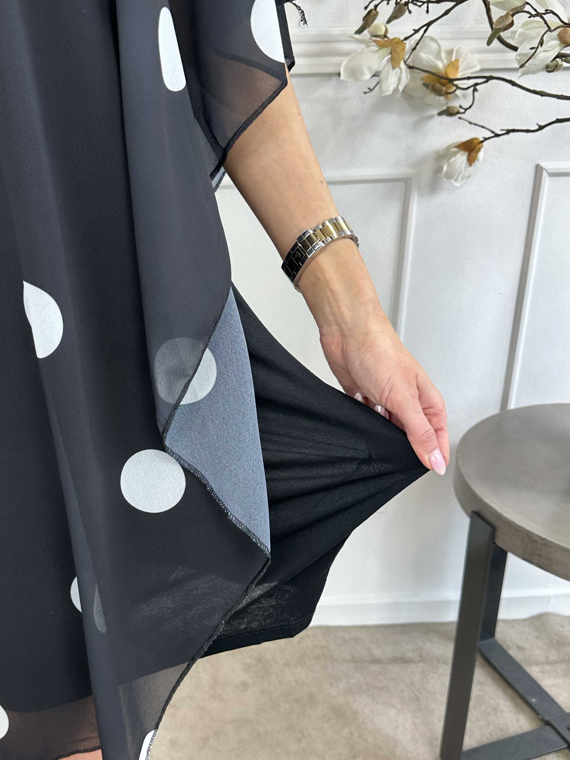 Kenya Dot - Tunikaklänning med prickigt chiffonglager